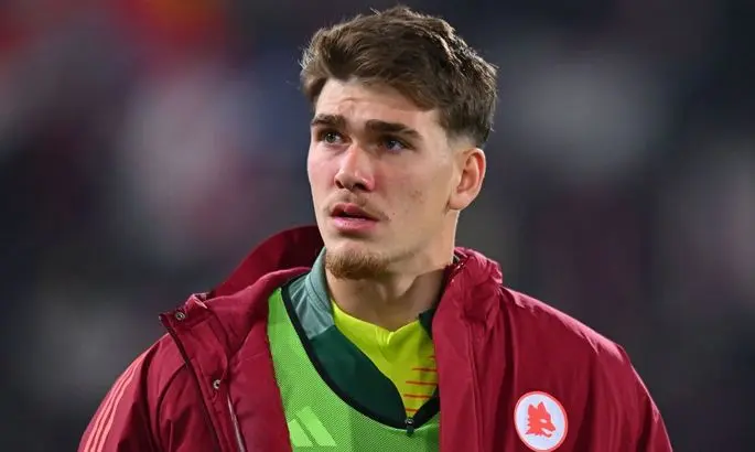 ПСЖ подписал 19-летнего голкипера из Ромы
