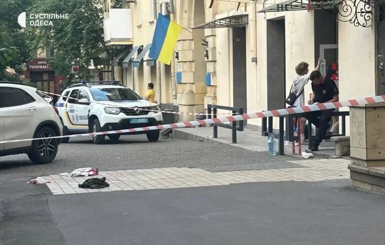 В центрі Одеси сталася стрілянина: 25-річному хлопцю вистрелили в голову