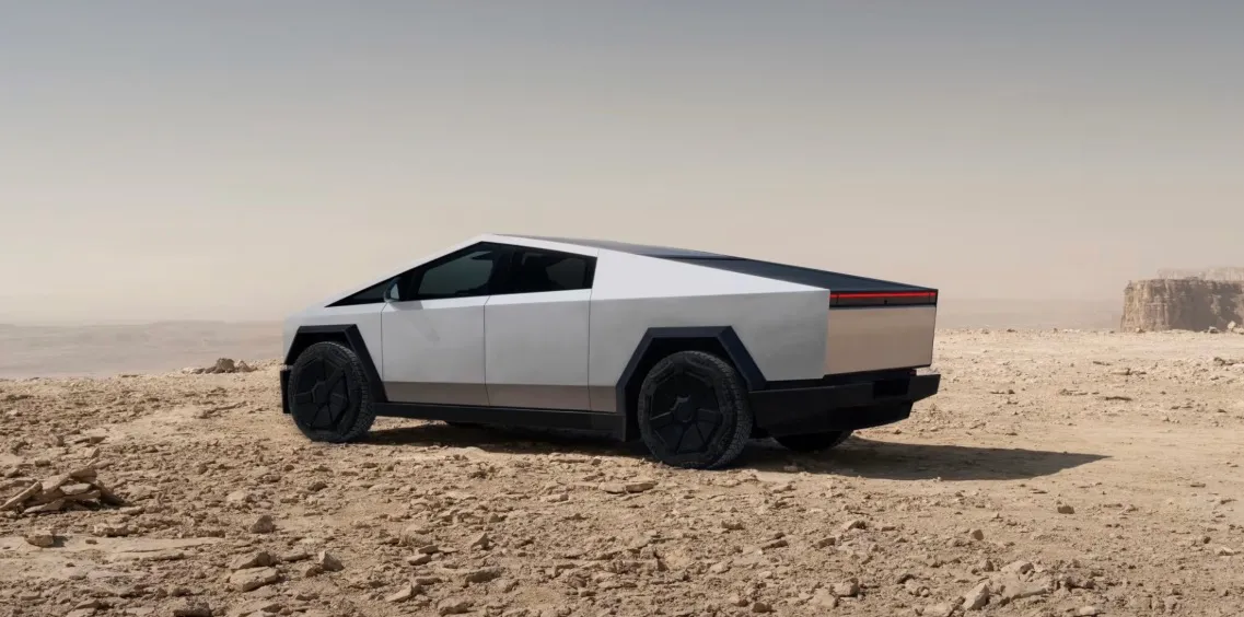Tesla зняла з продажу найдоступніший Cybertruck