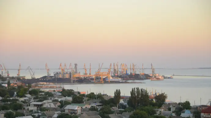  Росія "відкрила" Маріуполь та Бердянськ для іноземних суден 