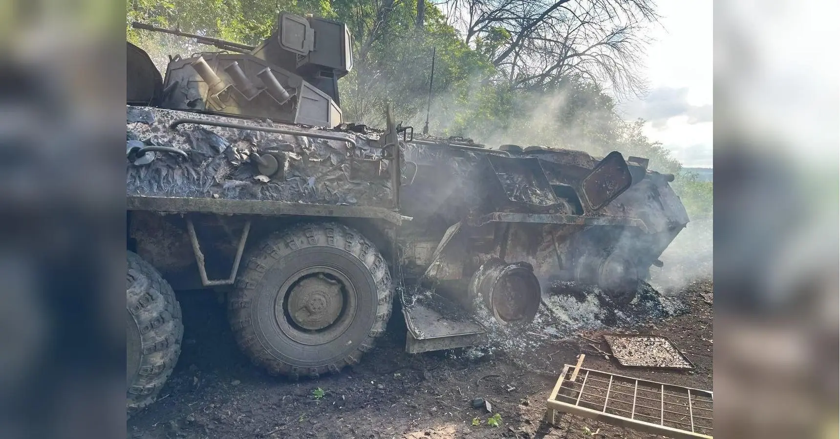 Недовго проїздив: ЗСУ знищили другий БТР ворога з рідкісною зброєю, яких може стати більше
