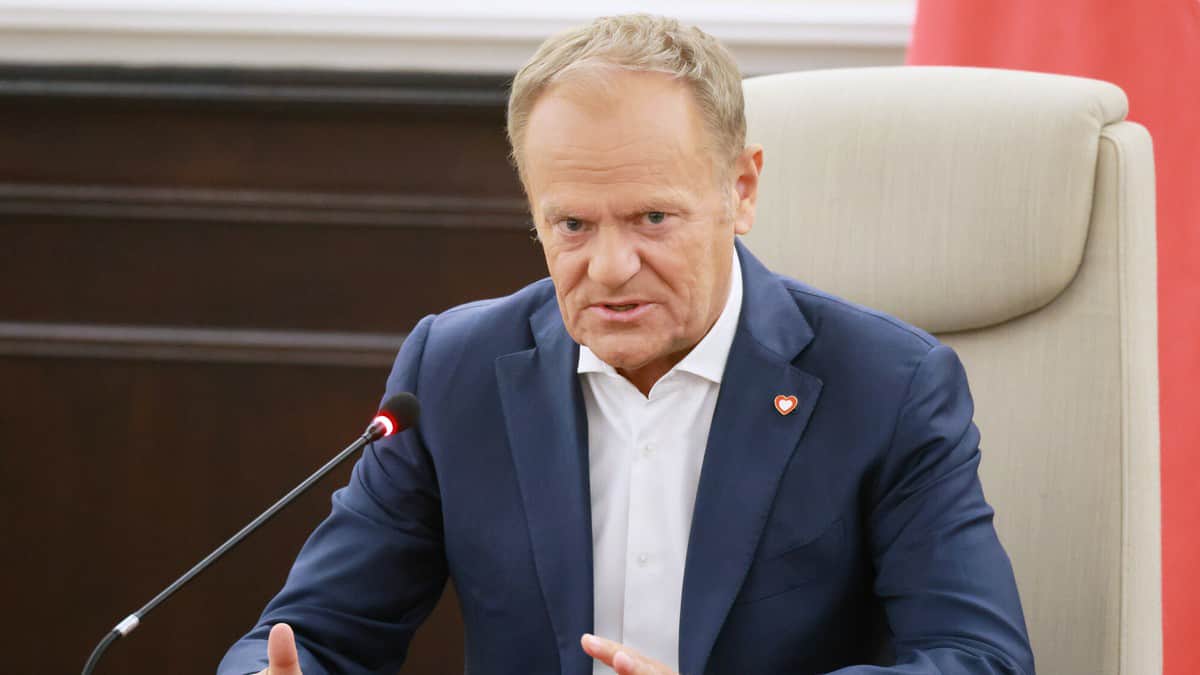 Туск назвав "держзрадою" обіцянку кандидата в президенти не пускати Україну в НАТО