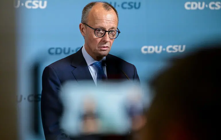  Мерц під час зустрічі з Трампом домагатиметься "справедливого припинення вогню" в Україні — The Guardian 