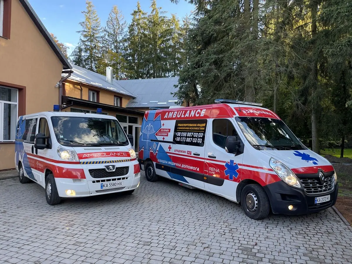 ® Транспортування хворих по Україні: професійні послуги від Medical Car