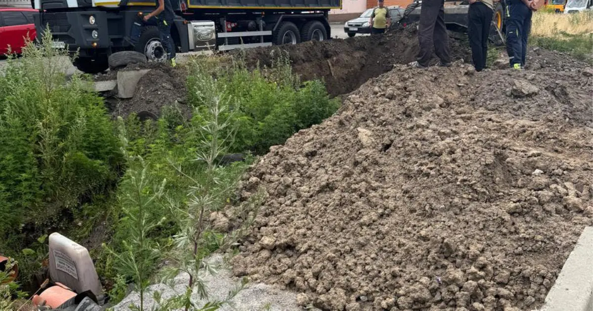 У Вінниці стався аварійний витік на найбільшому магістральному водогоні