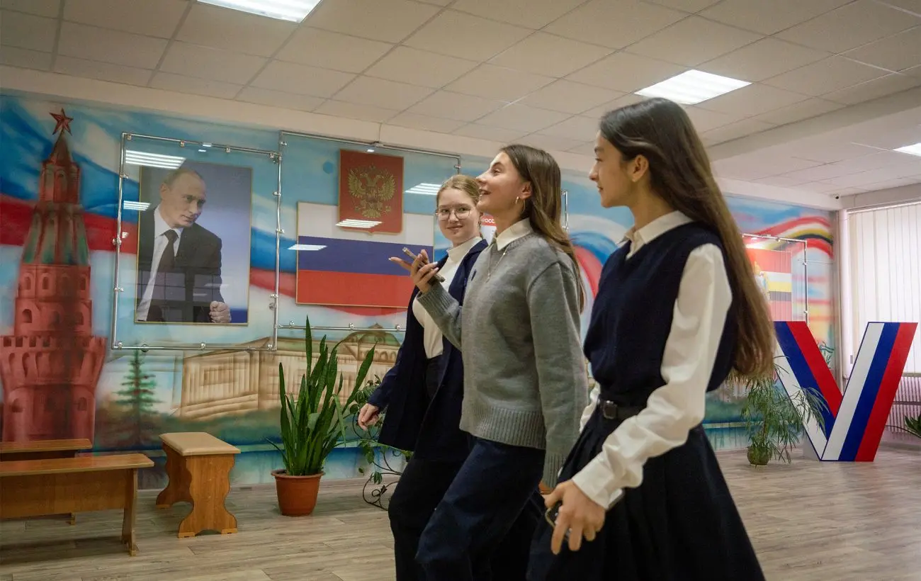 Радянська практика: на окупованій Луганщині будуть "оцінювати" поведінку учнів