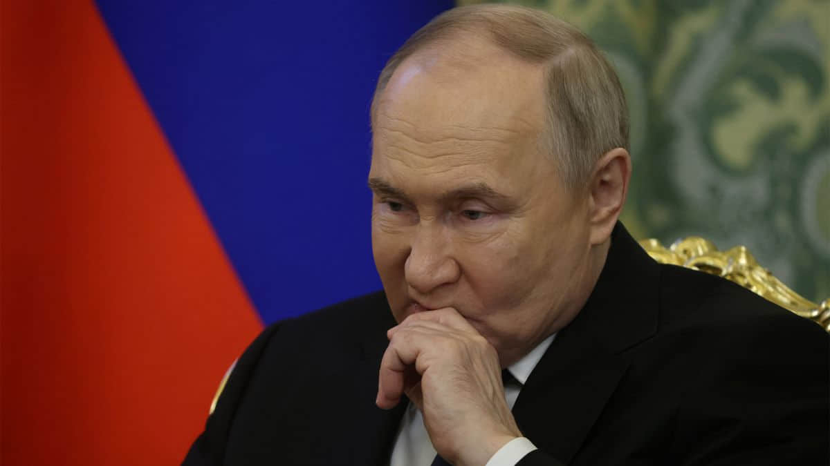 Британія просить G7 погодитися на зниження цінової стелі на нафту РФ