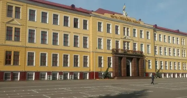 У Львові суд зобов’язав відраховану курсантку виплатити 450 тис. грн військовій академії