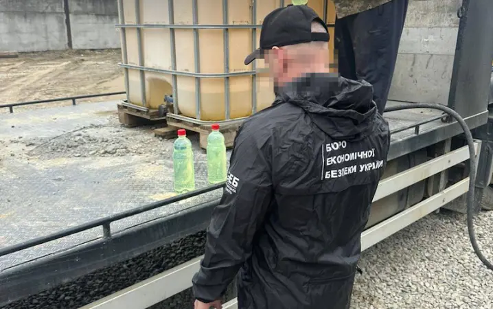 БЕБ на Буковині припинило діяльність нелегальної АЗС