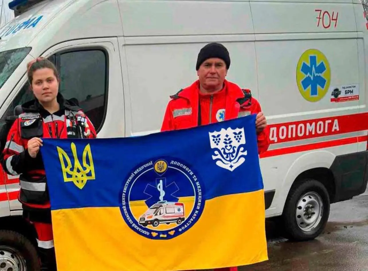 Медики одеської «екстренки» витягли дівчину зі стану клінічної смерті