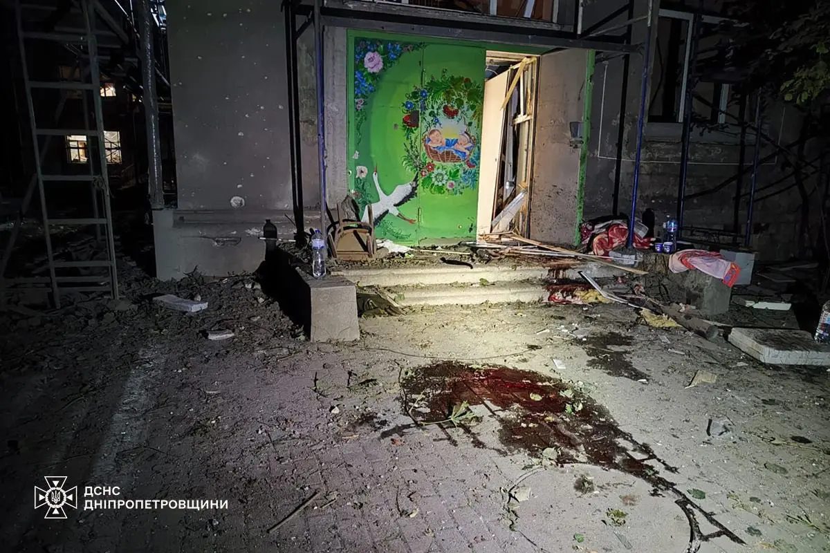 Ракетний удар по Кам’янському на Дніпропетровщині: дві людини загинули, ще п’ятеро – поранені