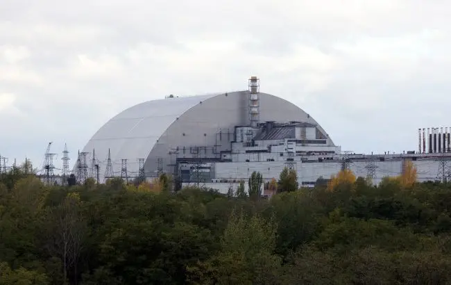 На Чорнобильській АЕС відновлено електропостачання, у Славутичі роботи тривають