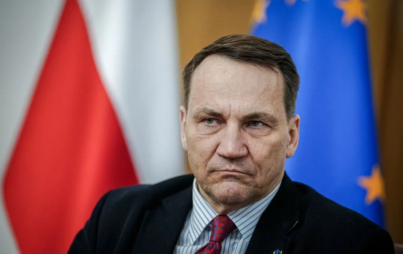 Сікорський застеріг: драматичні події на Близькому Сході вплинуть на війну в Україні