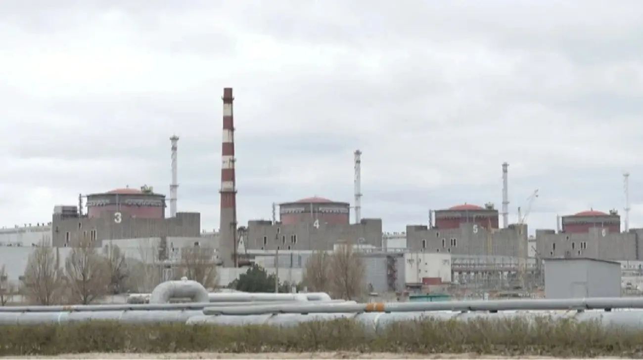 МАГАТЕ заявило про вибухи і задимлення біля ЗАЕС